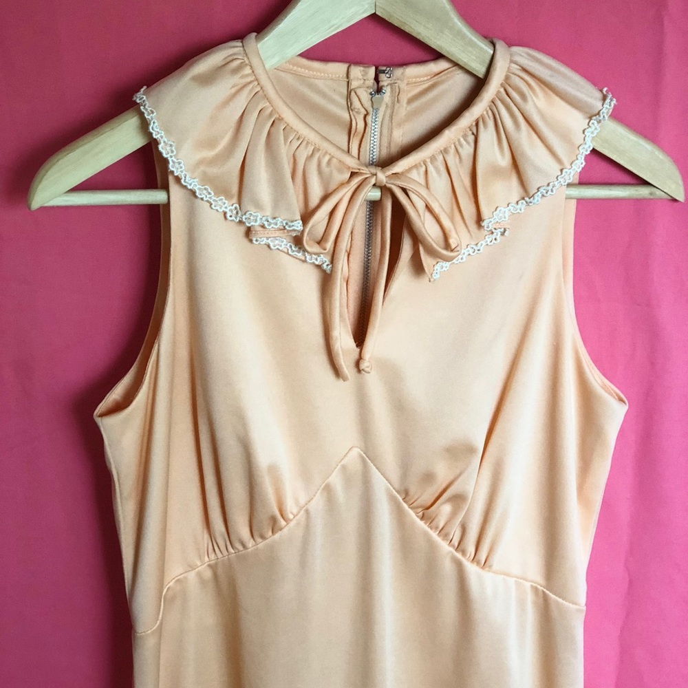 Vintage 60s / 70s peach go-go mini dress